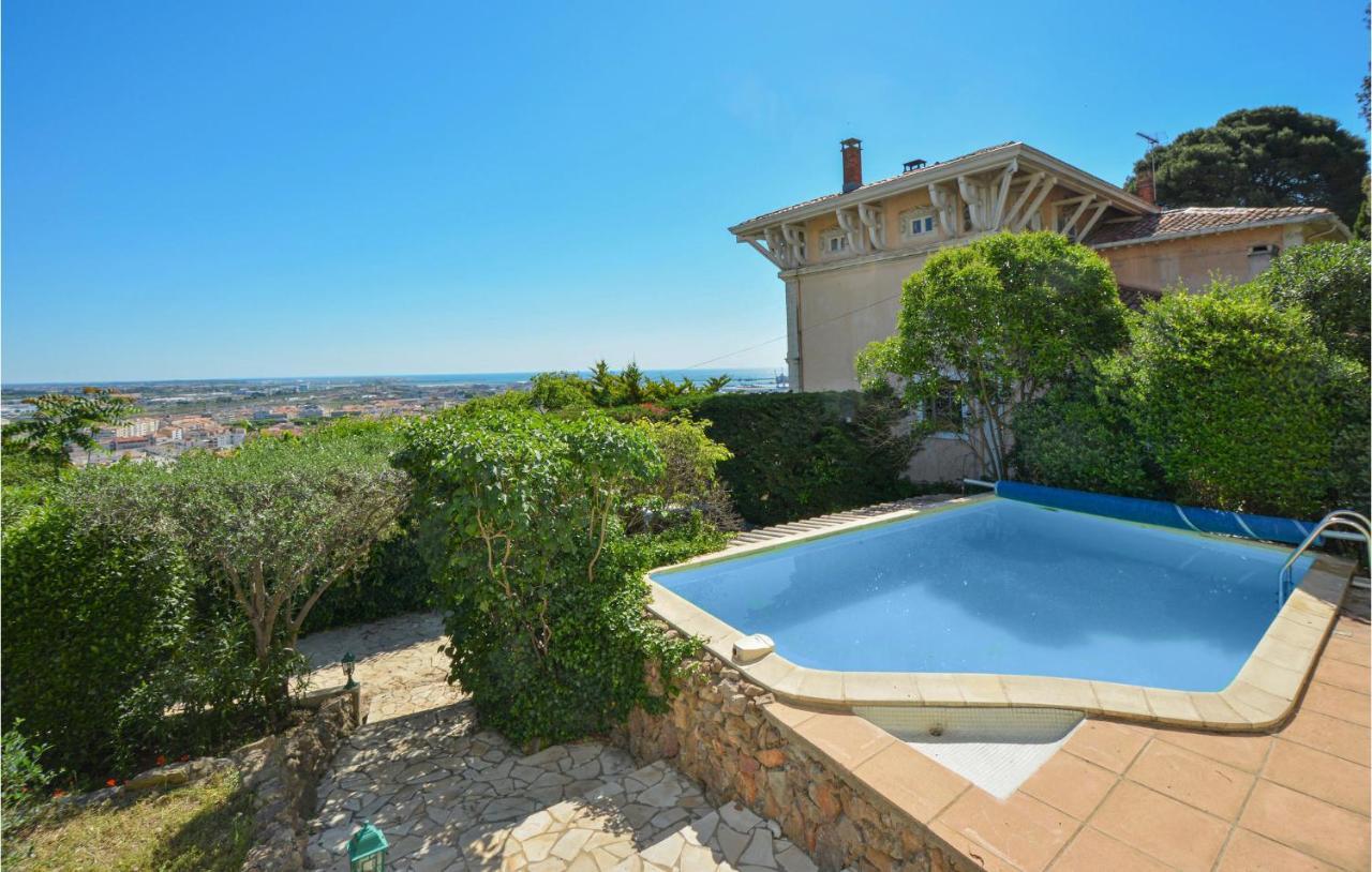 Cozy Home In Sete With Outdoor Swimming Pool Eksteriør billede